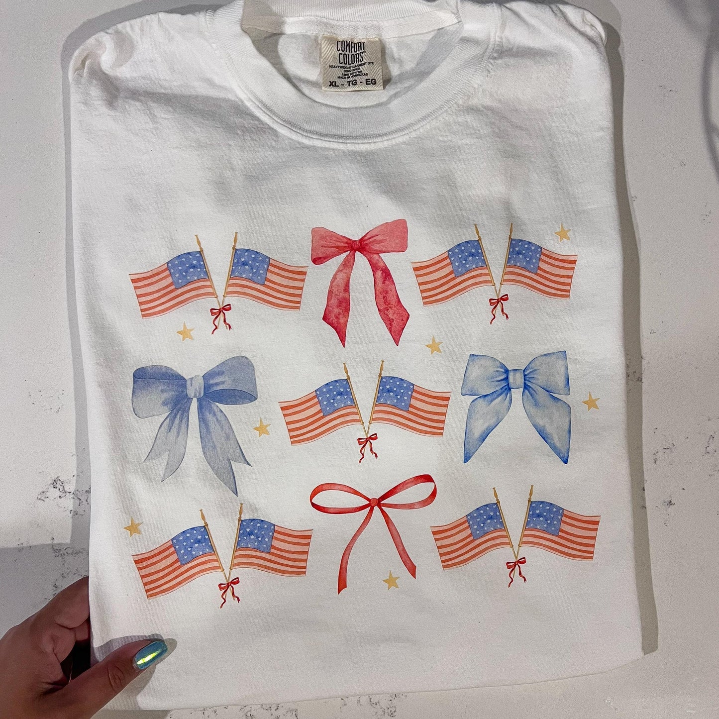 PATRIOTIC FLAGS & BOWS